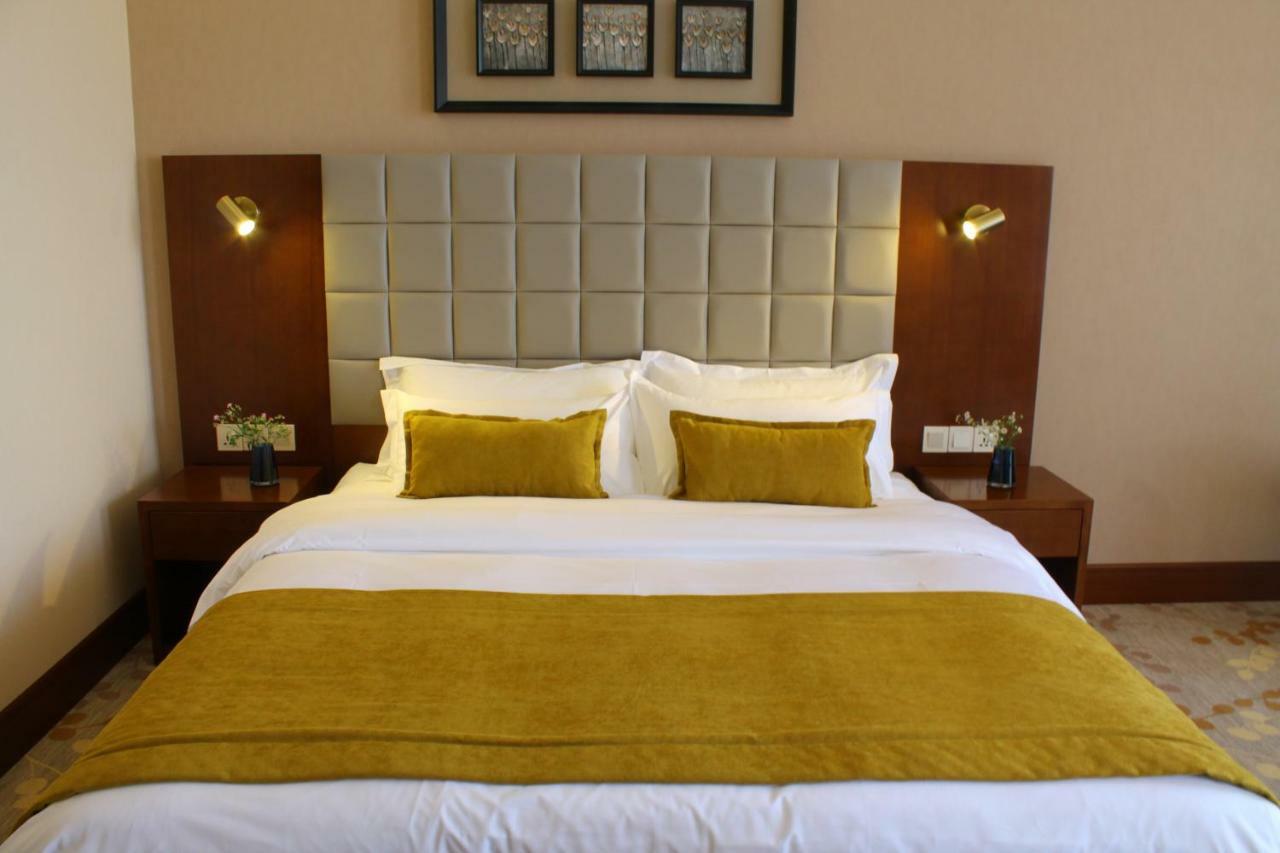 Horizont Hotel Tbilisi Zewnętrze zdjęcie
