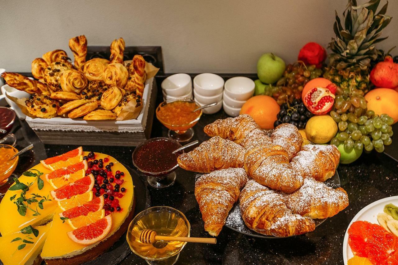 Horizont Hotel Tbilisi Zewnętrze zdjęcie