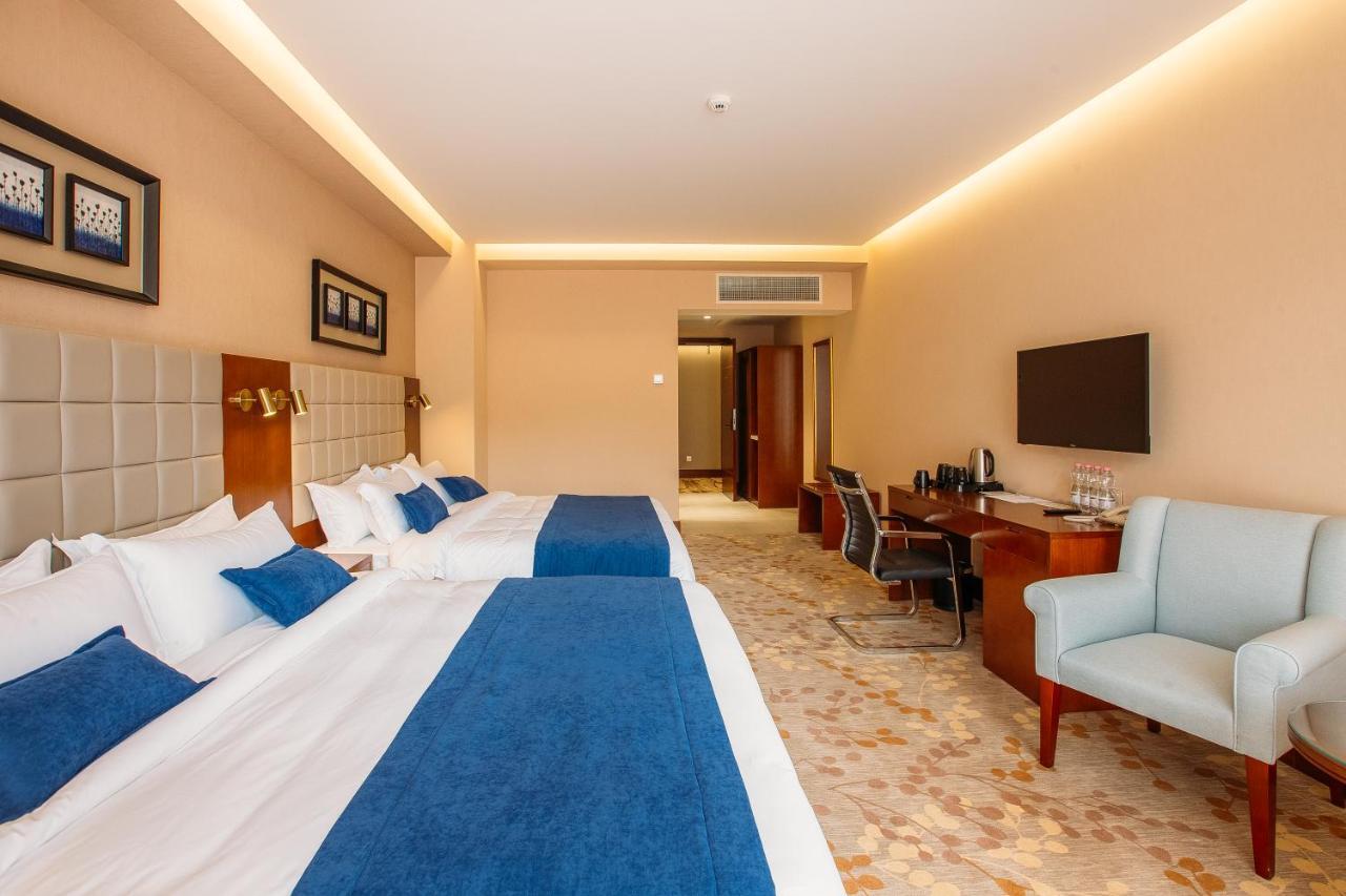 Horizont Hotel Tbilisi Zewnętrze zdjęcie